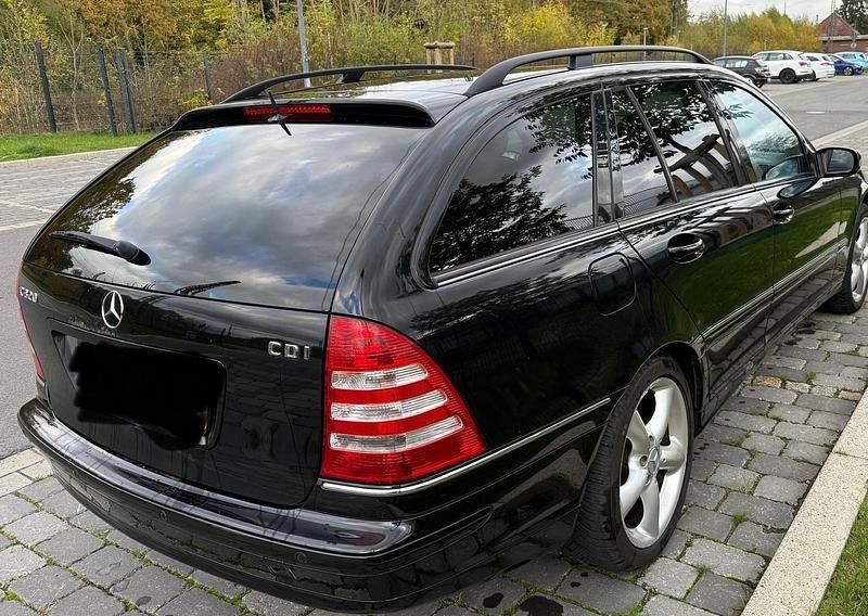 Gebraucht Mercedes C320 224 PS (164 kW) 2006 Schwarz Kombi