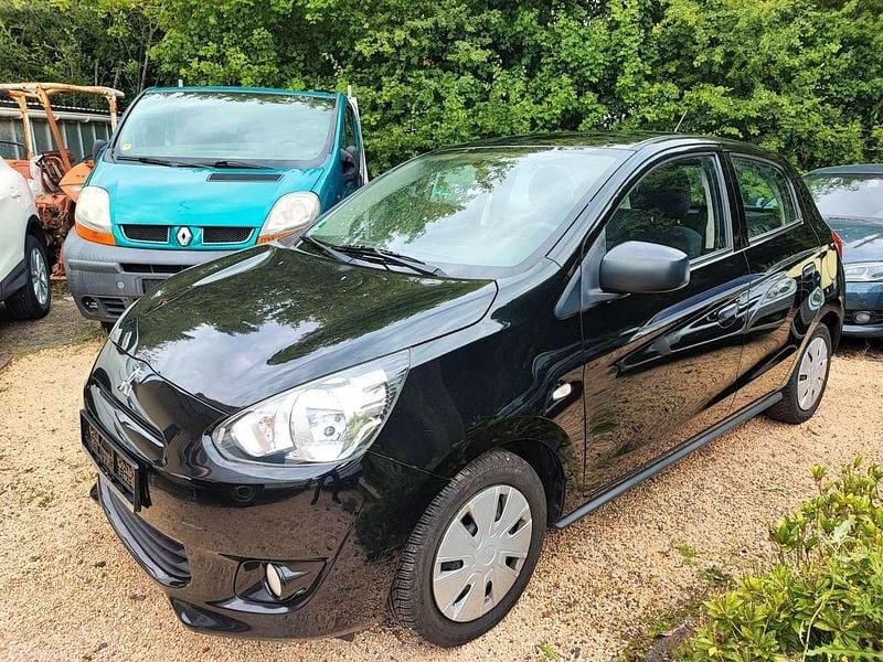 Pyrenees black Gebraucht 2014 Mitsubishi Space Star Classic Collection Kleinwagen | 1.990 € (Superpreis) - Bild 1/4