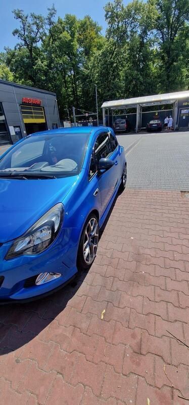 Blau Gebraucht 2014 Opel Corsa OPC Kleinwagen | 13.500 € - Bild 1/4