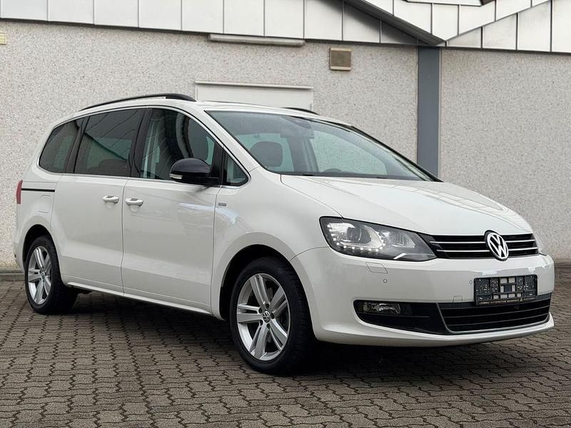 Gebraucht VW Sharan Match 140 PS (102 kW) 2012 Weiß Van / Kleinbus