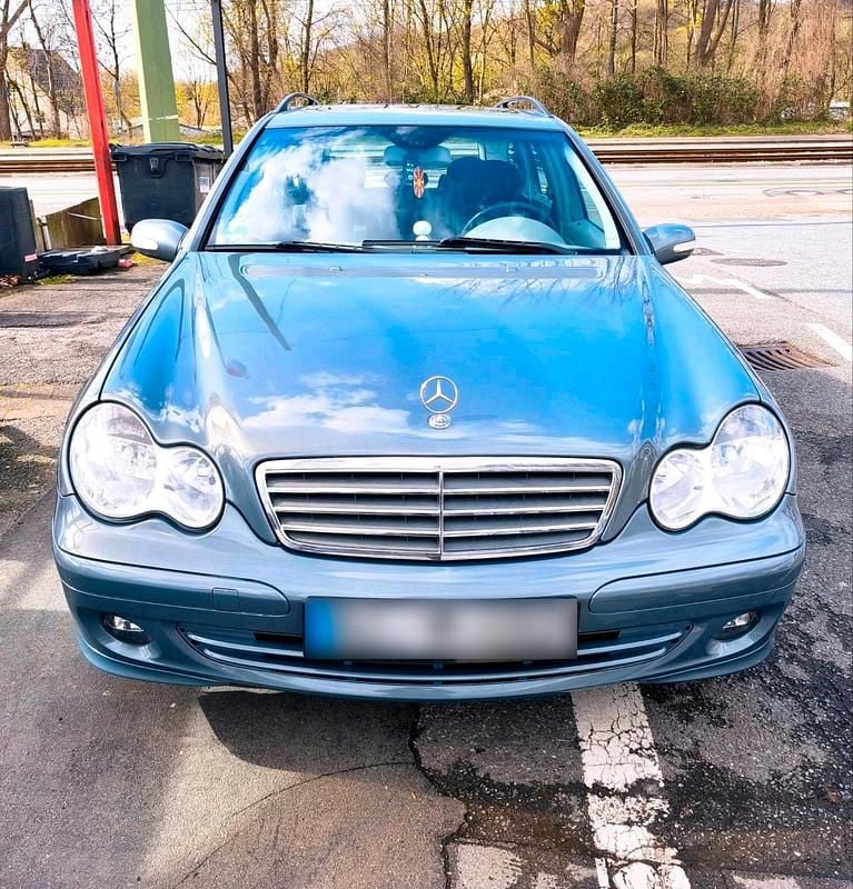 Gebraucht Mercedes C280 231 PS (169 kW) 2009 Andere farben Kombi