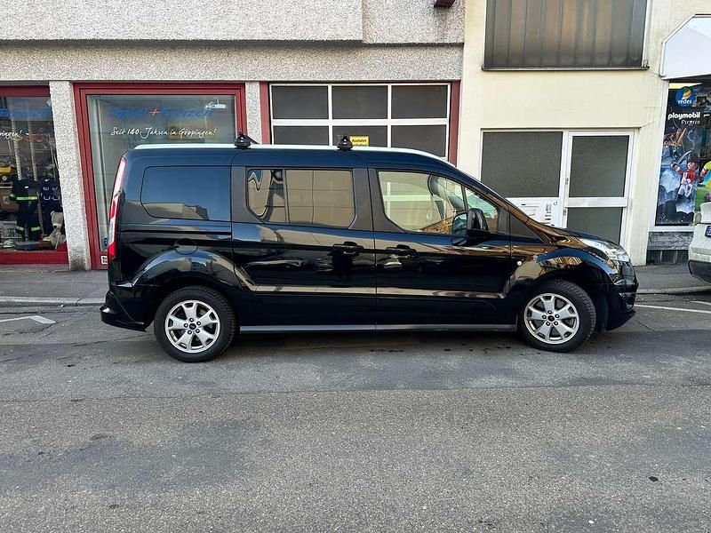 Gebraucht Ford Tourneo Titanium 120 PS (88 kW) 2016 Schwarz Kombi