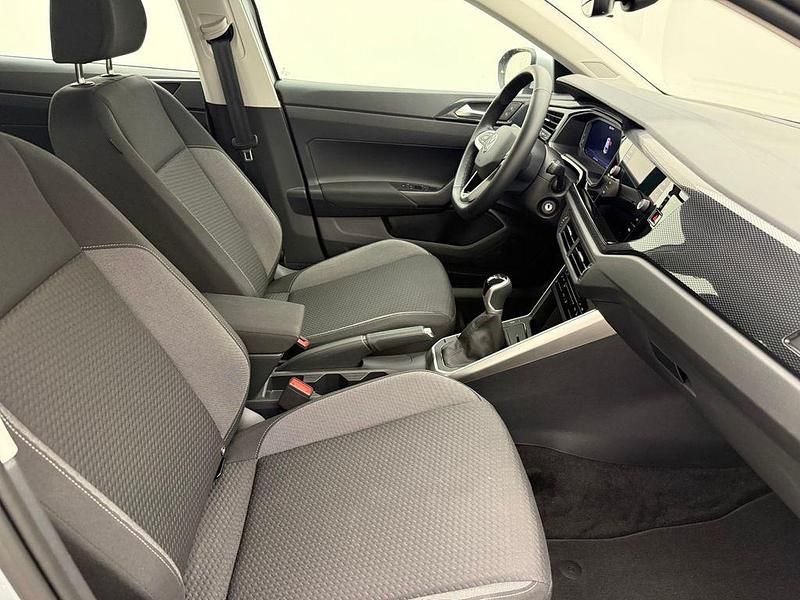 Gebraucht VW Taigo Life 95 PS (69 kW) 2024 Silber SUV