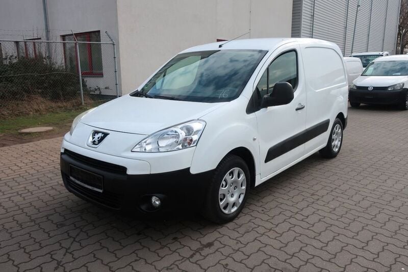 Weiß Gebraucht 2011 Peugeot Partner Comfort Van / Kleinbus | 5.400 € (Fairer Preis) - Bild 1/4