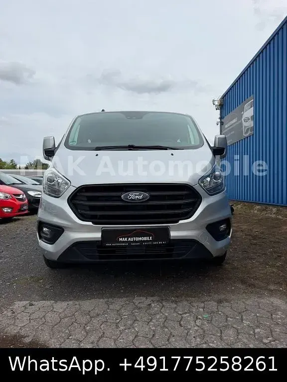 Gebraucht Ford Transit Custom Trend 131 PS (96 kW) 2021 Silber Kombi