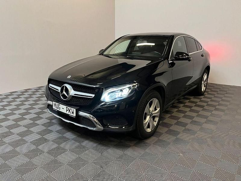 Schwarz Gebraucht 2017 Mercedes GLC220 Coupé | 29.990 € (Fairer Preis) - Bild 1/4