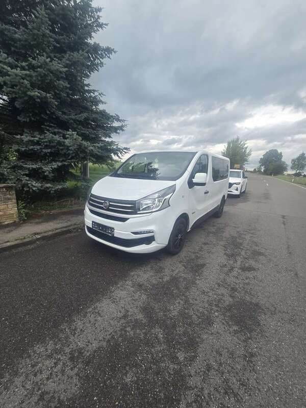 Weiß Gebraucht 2017 Fiat Talento Family Van | 10.990 € (Superpreis) - Bild 1/4