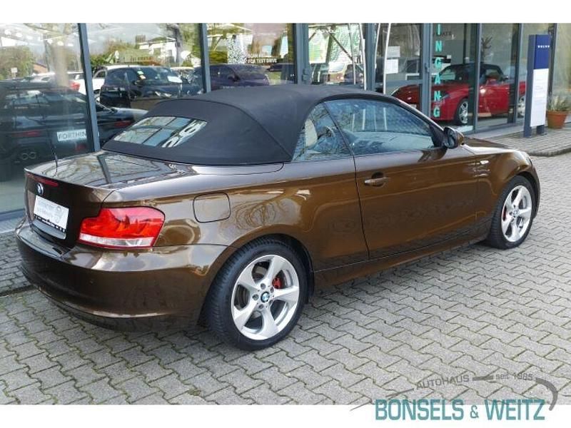 Gebraucht BMW 118 Advantage 143 PS (105 kW) 2011 Andere Kleinwagen