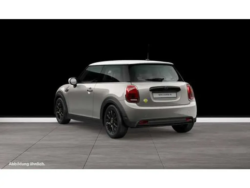 Gebraucht Mini Cooper 135 kW (184 PS) 2023 Melting silver iii (metallic) Kleinwagen