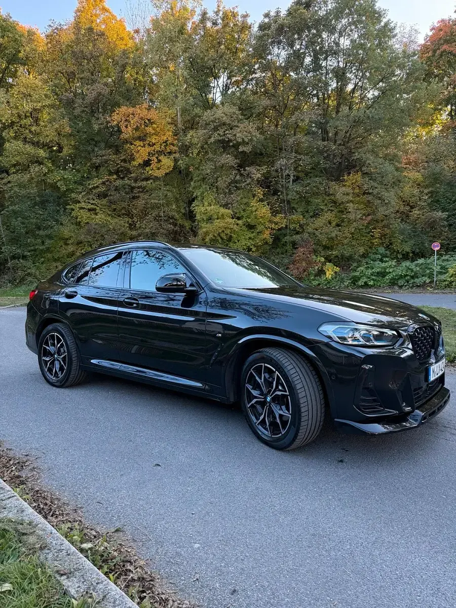 Używany BMW X4 286 KM (210 kW) 2024 Czarny SUV