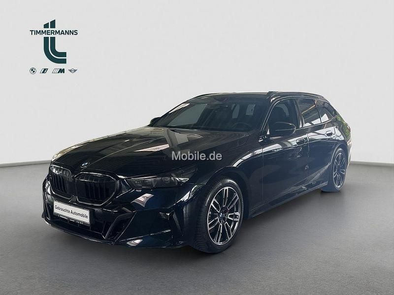Schwarz Gebraucht 2025 BMW 520 M Sport Kombi | 52.980 € (Superpreis) - Bild 1/4