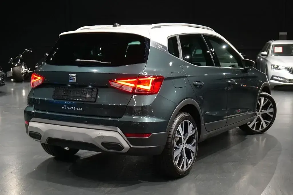 Gebraucht Seat Arona Xperience 110 PS (80 kW) 2022 Grün SUV