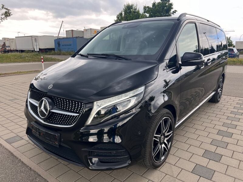 Obsidianschwarz Gebraucht 2021 Mercedes V300 AMG Van / Kleinbus | 44.980 € (Superpreis) - Bild 1/4