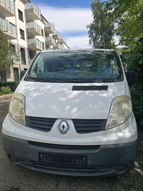 Weiß Gebraucht 2012 Renault Trafic Van | 3.900 € - Bild 1/4