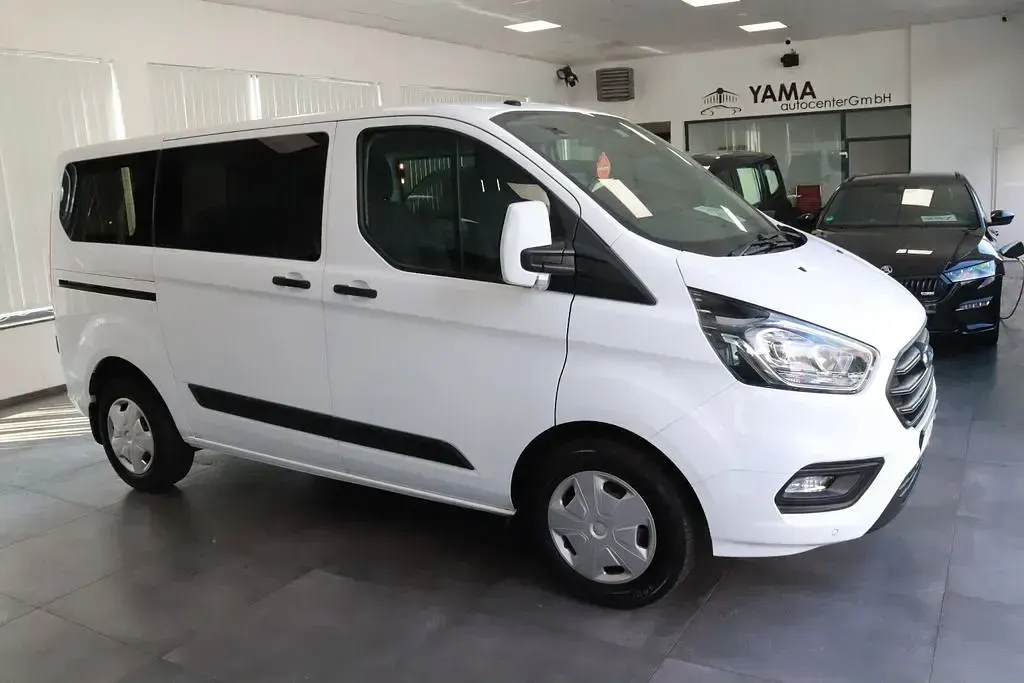 Gebraucht Ford Transit Custom 131 PS (96 kW) 2018 Weiß Van / Kleinbus