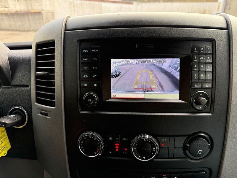 Gebraucht Mercedes Sprinter 163 PS (119 kW) 2018 Weiß Van