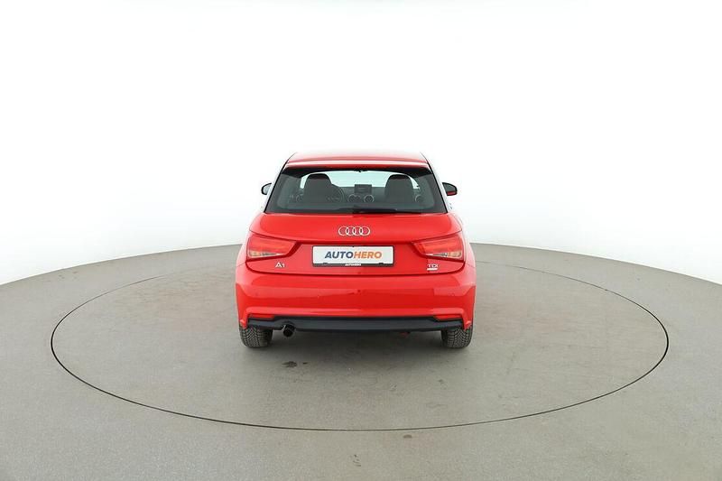 Gebraucht Audi A1 90 PS (66 kW) 2016 Rot Kleinwagen