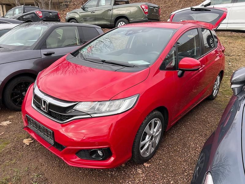 Gebraucht Honda Jazz Elegance 102 PS (75 kW) 2019 Rot Kleinwagen