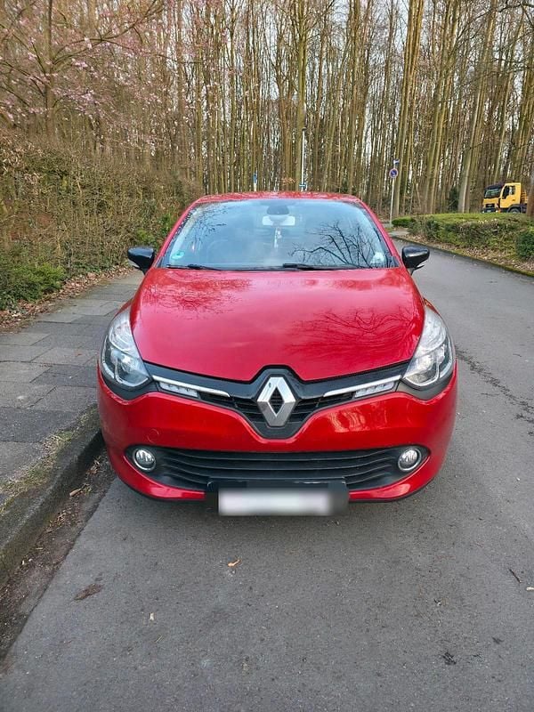 Gebraucht Renault Clio IV 90 PS (66 kW) 2015 Rot Kleinwagen