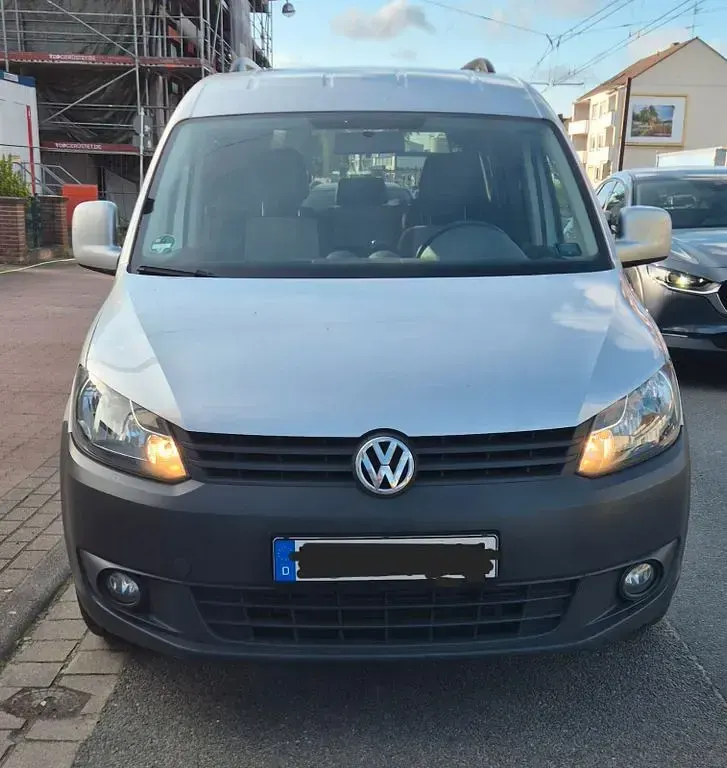 Gebraucht VW Caddy Trendline 75 PS (55 kW) 2011 Silber Van / Kleinbus