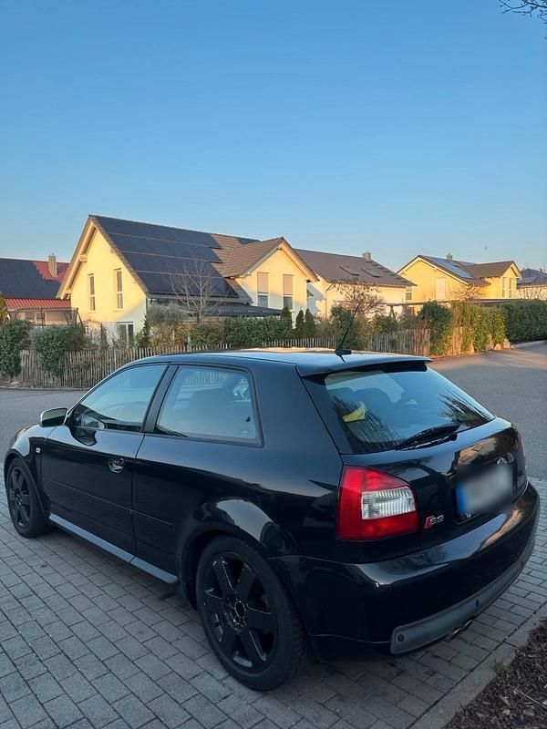 Gebraucht Audi S3 225 PS (165 kW) 2002 Schwarz Kleinwagen