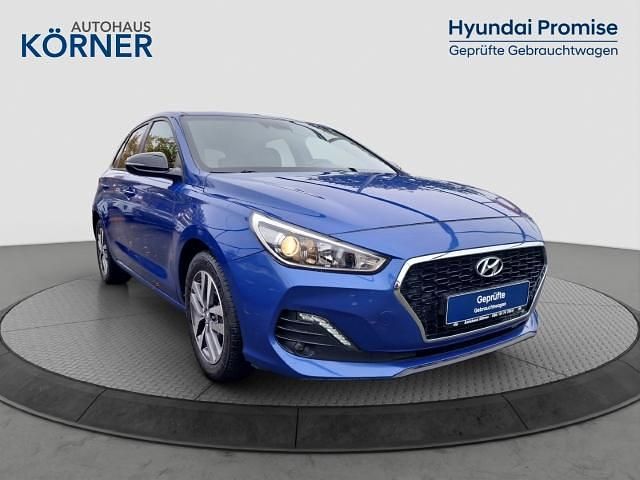 Blau Gebraucht 2019 Hyundai i30 YES! Limousine | 13.900 € (Fairer Preis) - Bild 1/4