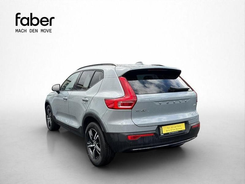 Gebraucht Volvo XC40 Plus 163 PS (119 kW) 2025 Grau SUV