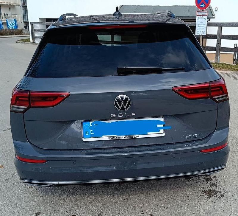 Gebraucht VW Golf VII Style 150 PS (110 kW) 2021 Grau Kleinwagen