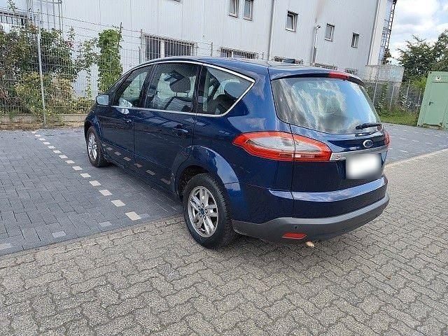 Gebraucht Ford S-MAX Titanium 160 PS (117 kW) 2011 Blau Van / Kleinbus