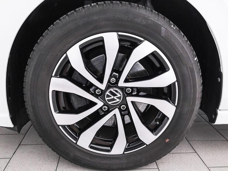 Gebraucht VW Golf VII Active 150 PS (110 kW) 2021 Weiss Kleinwagen