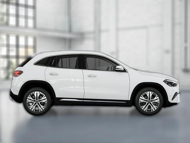 Gebraucht Mercedes GLA180 Advanced Plus 150 PS (110 kW) 2024 Weiß SUV