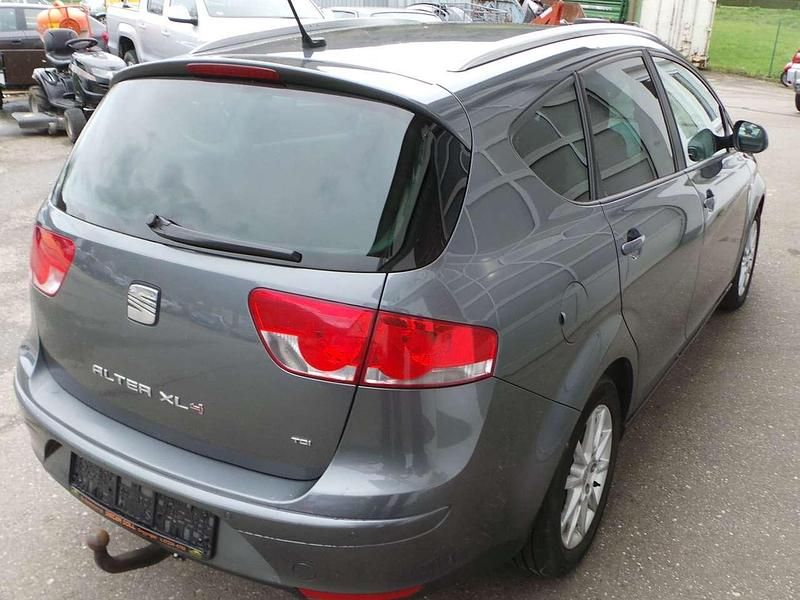 Gebraucht Seat Altea XL Copa 140 PS (102 kW) 2013 "pirineos" grau Van / Kleinbus