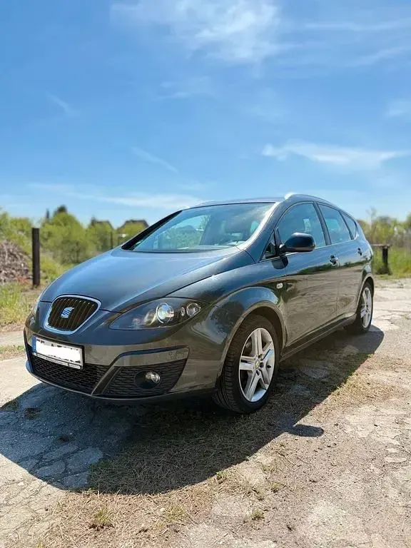 Second-hand Seat Altea 4You 125 CP (91 kW) 2010 Gri Monovolum