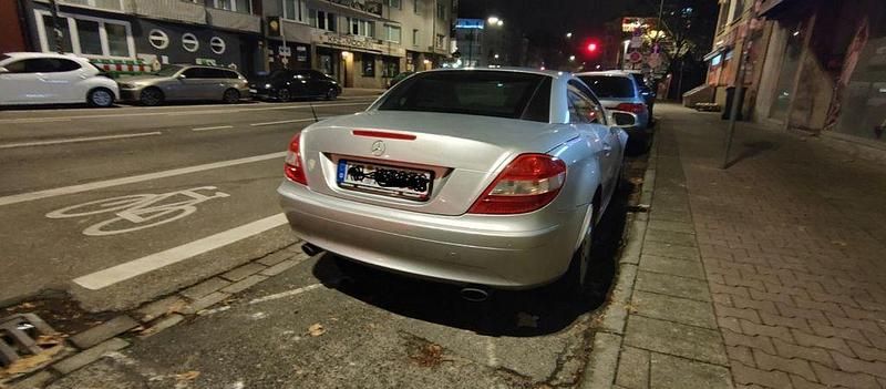 Gebraucht Mercedes SLK200 163 PS (119 kW) 2004 Silber Cabrio