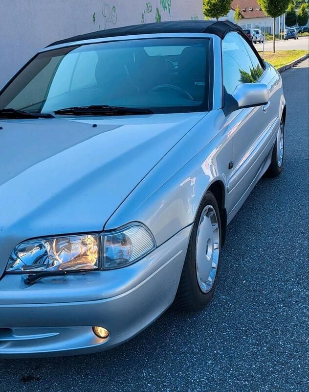 Silber Gebraucht 2002 Volvo C70 Cabrio | 4.950 € (Fairer Preis) - Bild 1/4