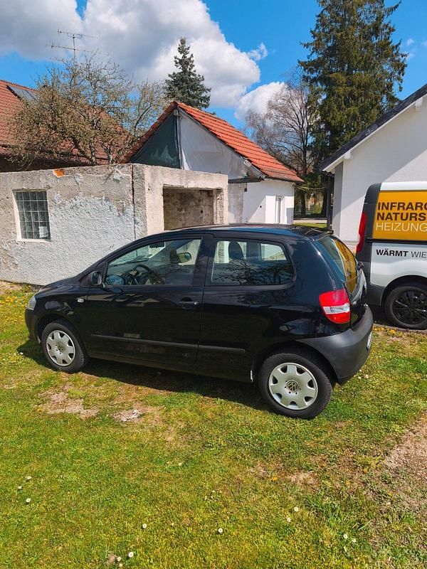 Usata VW Fox 55 CV (40 kW) 2007 Nero Utilitaria