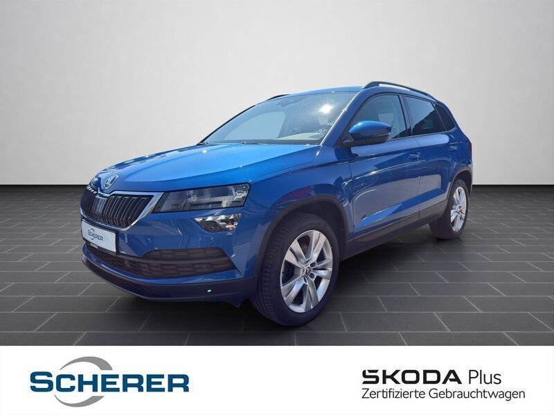 Raceblau metallic (metallic) Gebraucht 2021 Skoda Karoq Style SUV | 25.900 € (Fairer Preis) - Bild 1/4
