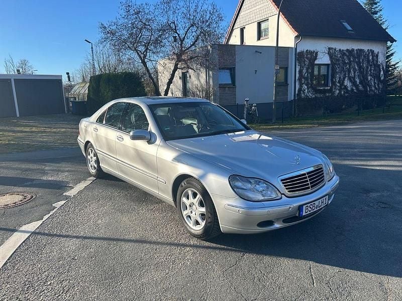 Gebraucht Mercedes S320 224 PS (164 kW) 2001 Silber Limousine