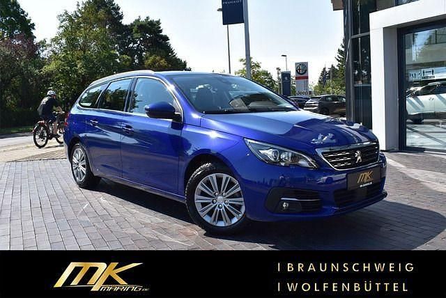 Gebraucht Peugeot 308 SW Allure 131 PS (96 kW) 2019 Blau Kombi