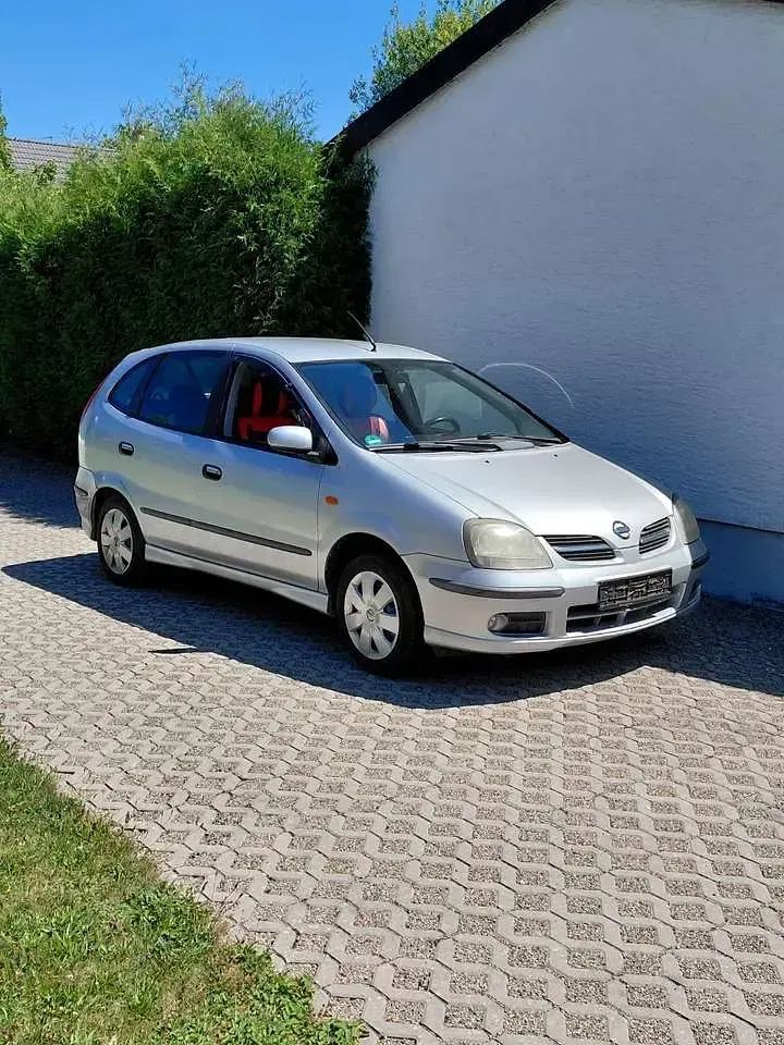 Gebraucht Nissan Almera Tino Acenta+ 116 PS (85 kW) 2005 Van / Kleinbus