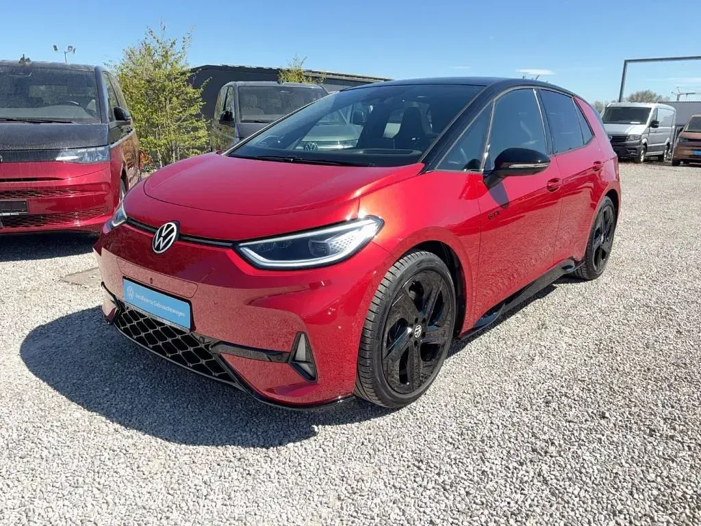 Gebraucht VW ID.3 GTX 239 kW (326 PS) 2024 Kings red schwarz Kleinwagen