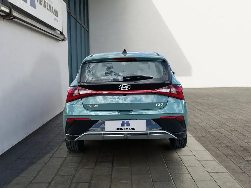 Neu Hyundai i20 Trend 101 PS (74 kW) 2026 Grün Kleinwagen