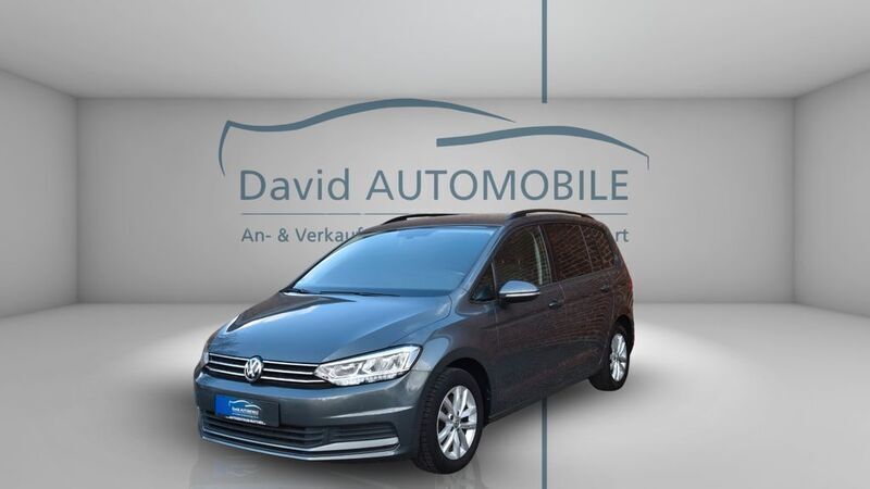 Grau Gebraucht 2019 VW Touran Van / Kleinbus | 19.990 € (Superpreis) - Bild 1/4