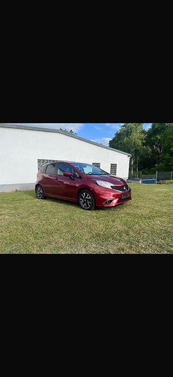 Gebraucht Nissan Note S 98 PS (72 kW) 2014 Rot Van / Kleinbus