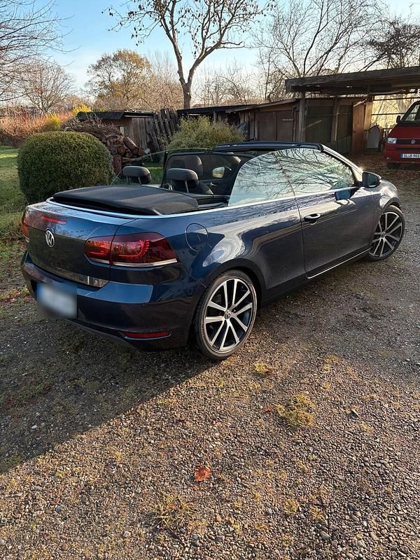 Gebraucht VW Golf Cabriolet 160 PS (117 kW) 2013 Blau Cabrio