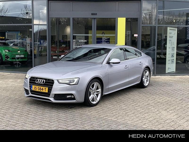 Grau Gebraucht 2016 Audi A5 Sportback Sport Limousine | 14.423 € (Fairer Preis) - Bild 1/4