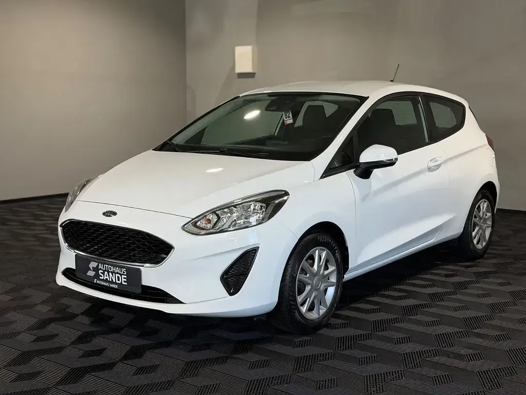 Gebraucht Ford Fiesta Trend 75 PS (55 kW) 2021 Weiß Kleinwagen