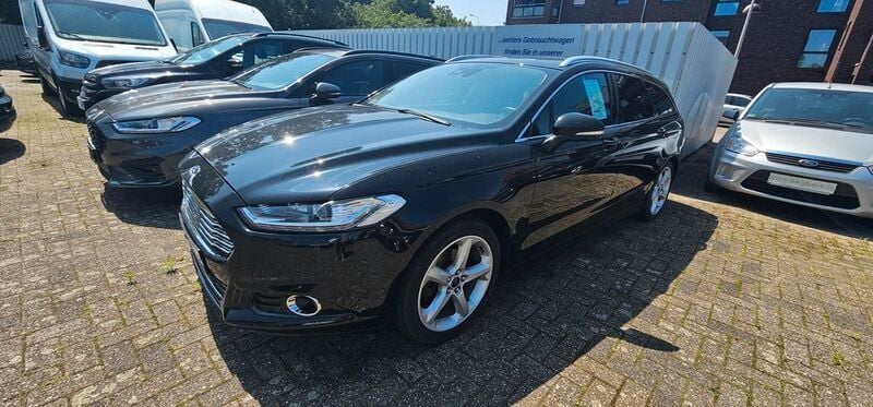 Schwarz Gebraucht 2016 Ford Mondeo Titanium Kombi | 14.490 € (Teuer) - Bild 1/4