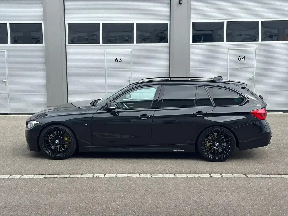 Gebraucht BMW 320 M Performance 190 PS (139 kW) 2015 Schwarz Kombi