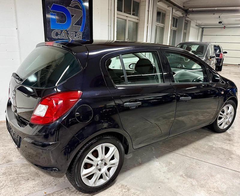 Gebraucht Opel Corsa 80 PS (58 kW) 2009 Schwarz Kleinwagen